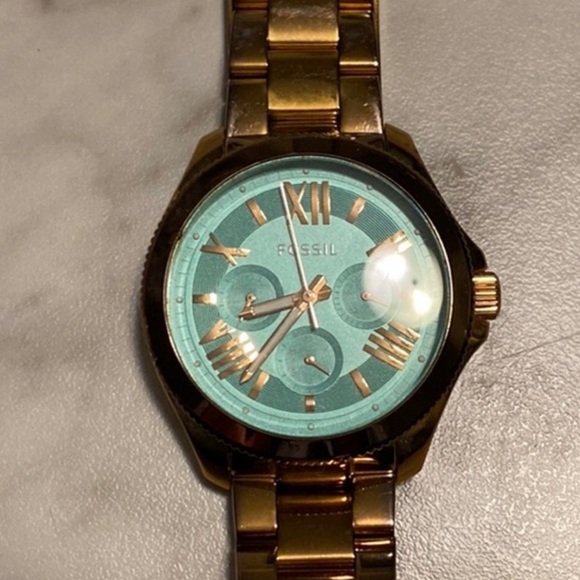 Fossil woman’s watch - Picture 2 of 2